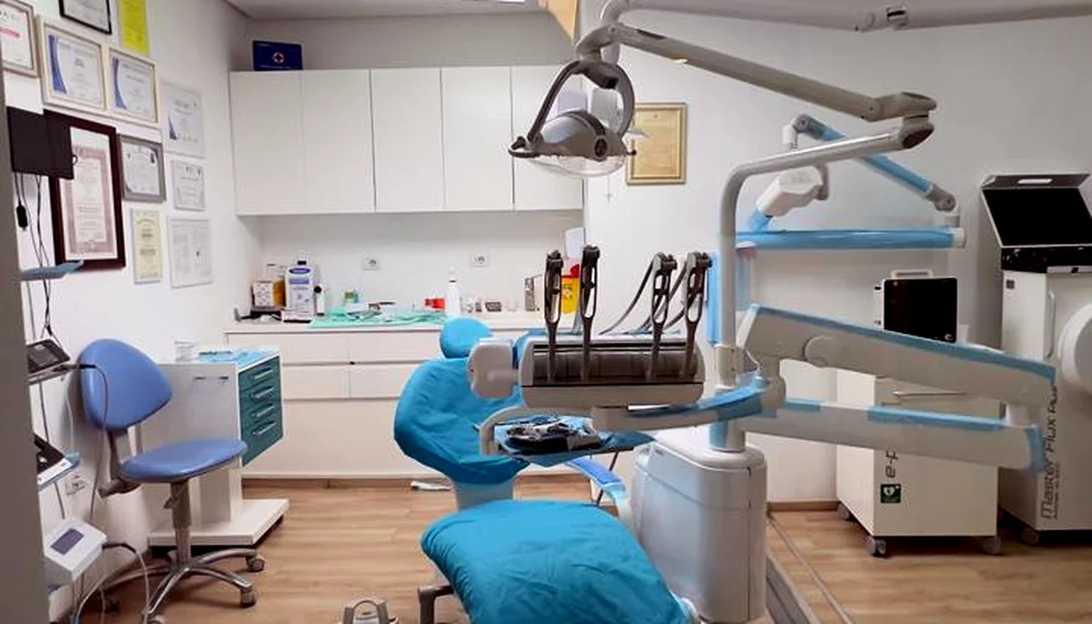 Treatment room interior wide shot at our partner implant clinic in Tirana